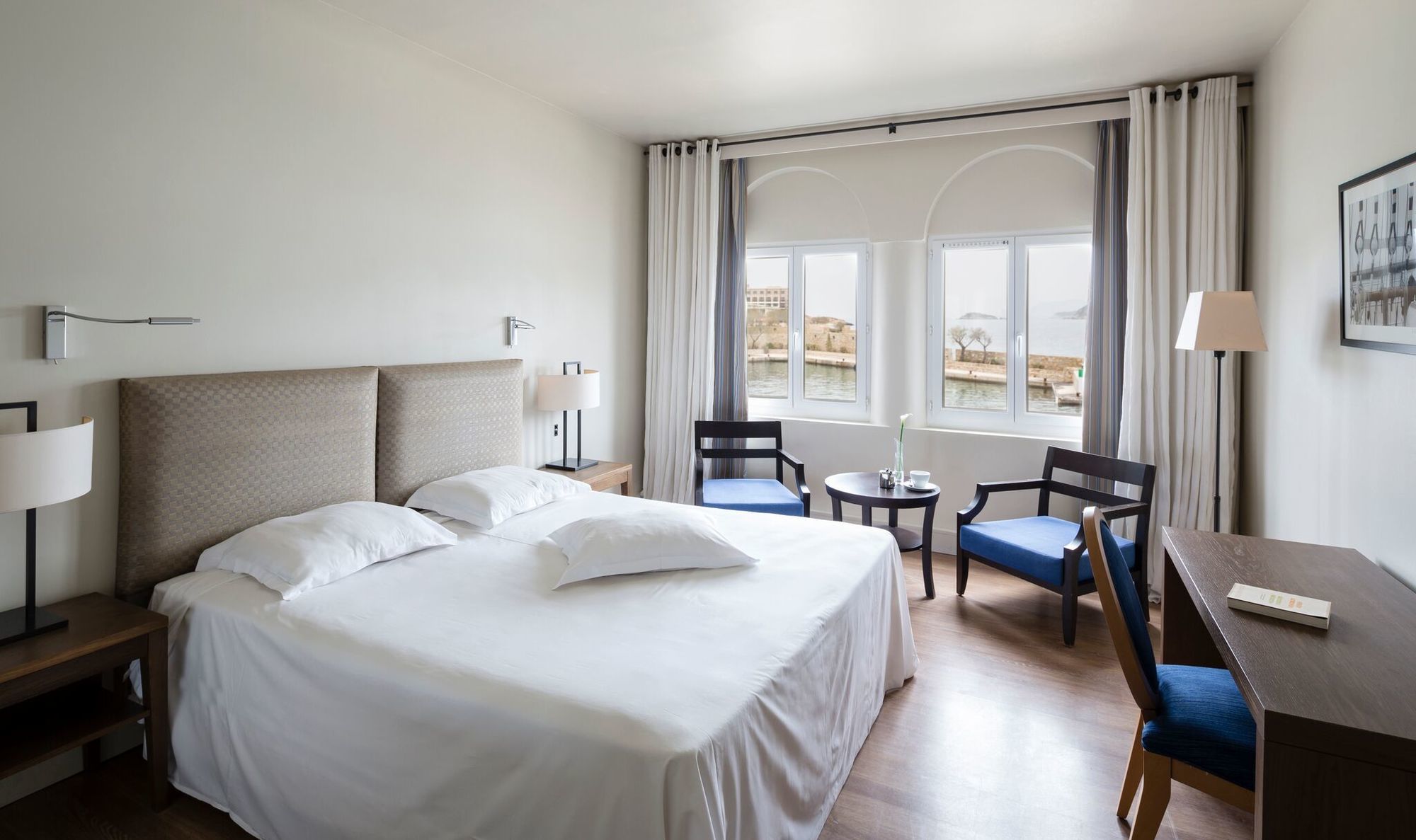 Hotel Delos - Ile De Bendor Bandol Room photo